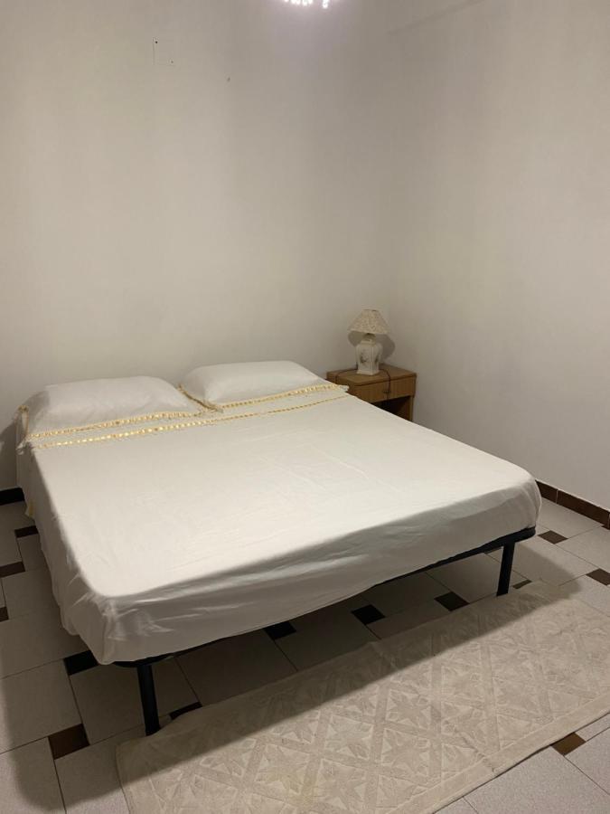 Casa Vacanze Gilli Hotel Cagliari Ngoại thất bức ảnh