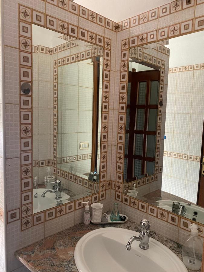 Casa Vacanze Gilli Hotel Cagliari Ngoại thất bức ảnh