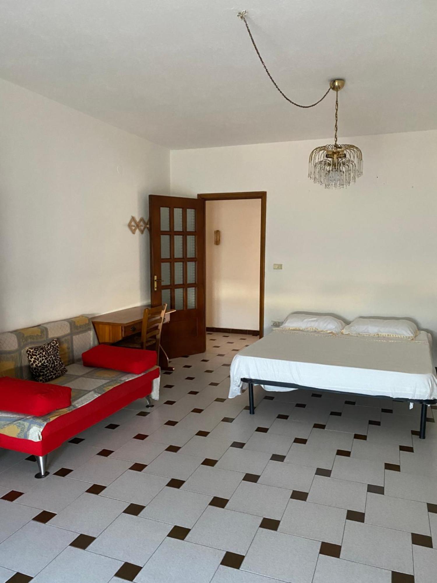 Casa Vacanze Gilli Hotel Cagliari Ngoại thất bức ảnh